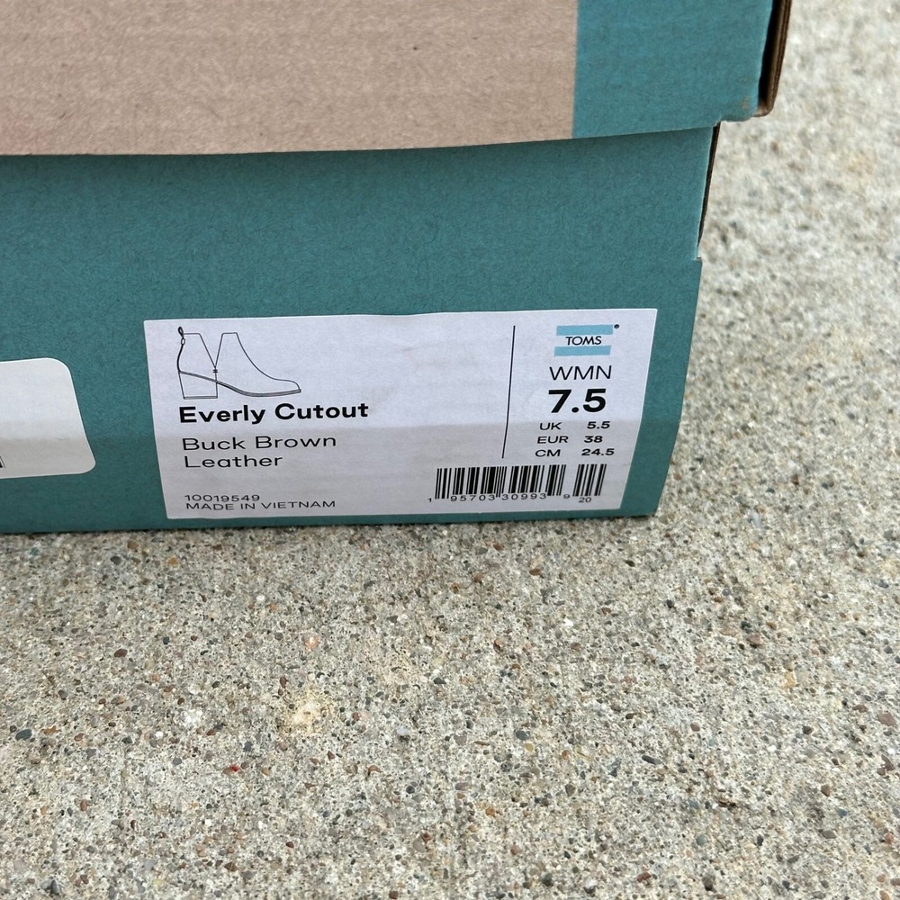 New TOMS Everly Cutout Booties Leather Ankle Boots Buck Size 7.5 - Picture 4 of 6